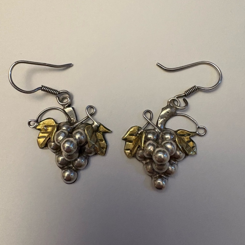 Vintage & Unique Taxco Earrings in .925 Sterling Silver Grape Cluster Motif